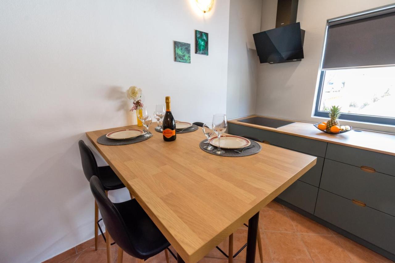 House 1119 Villa Muntic ภายนอก รูปภาพ